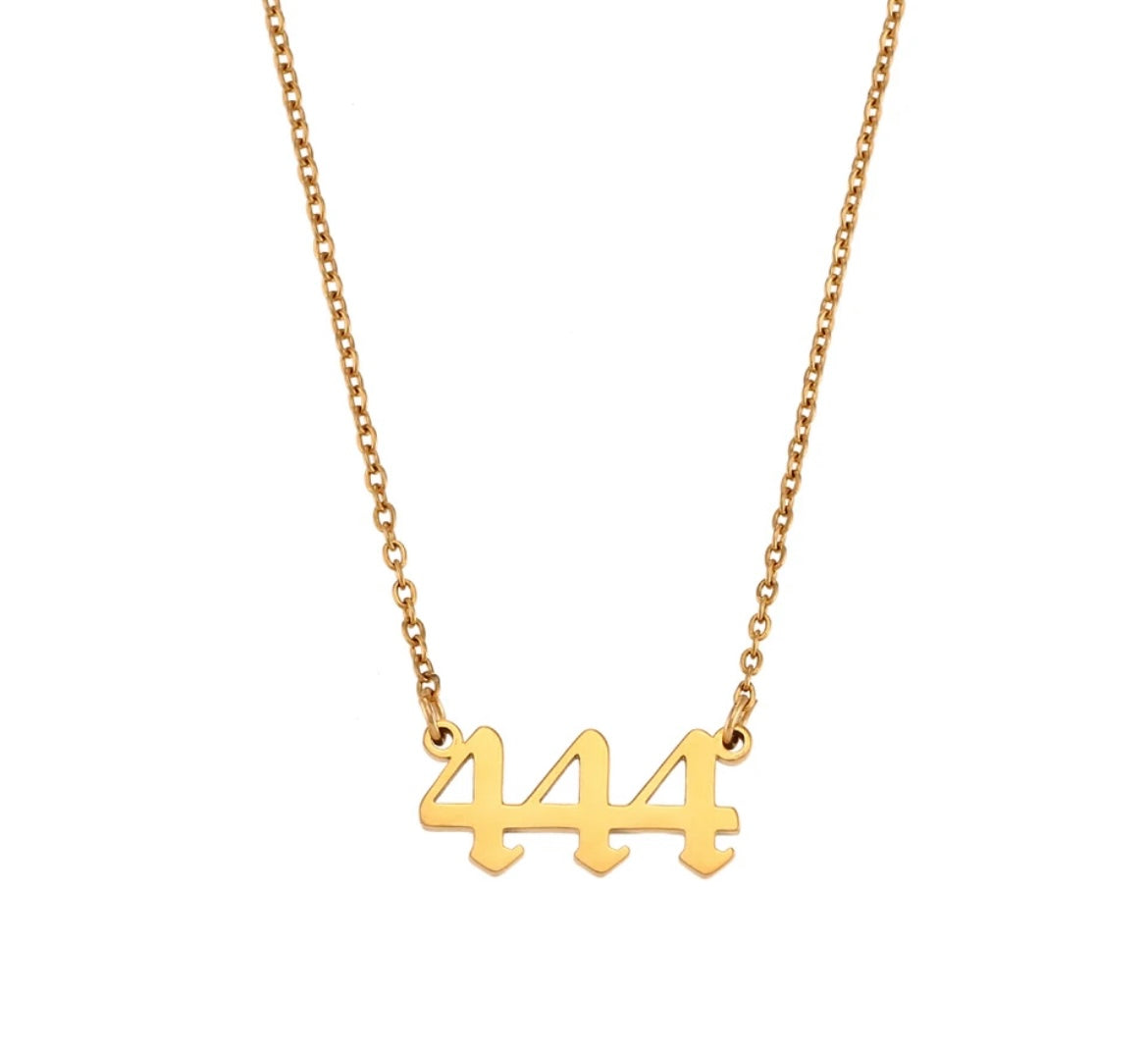 DIVINE ANGELS NECKLACE