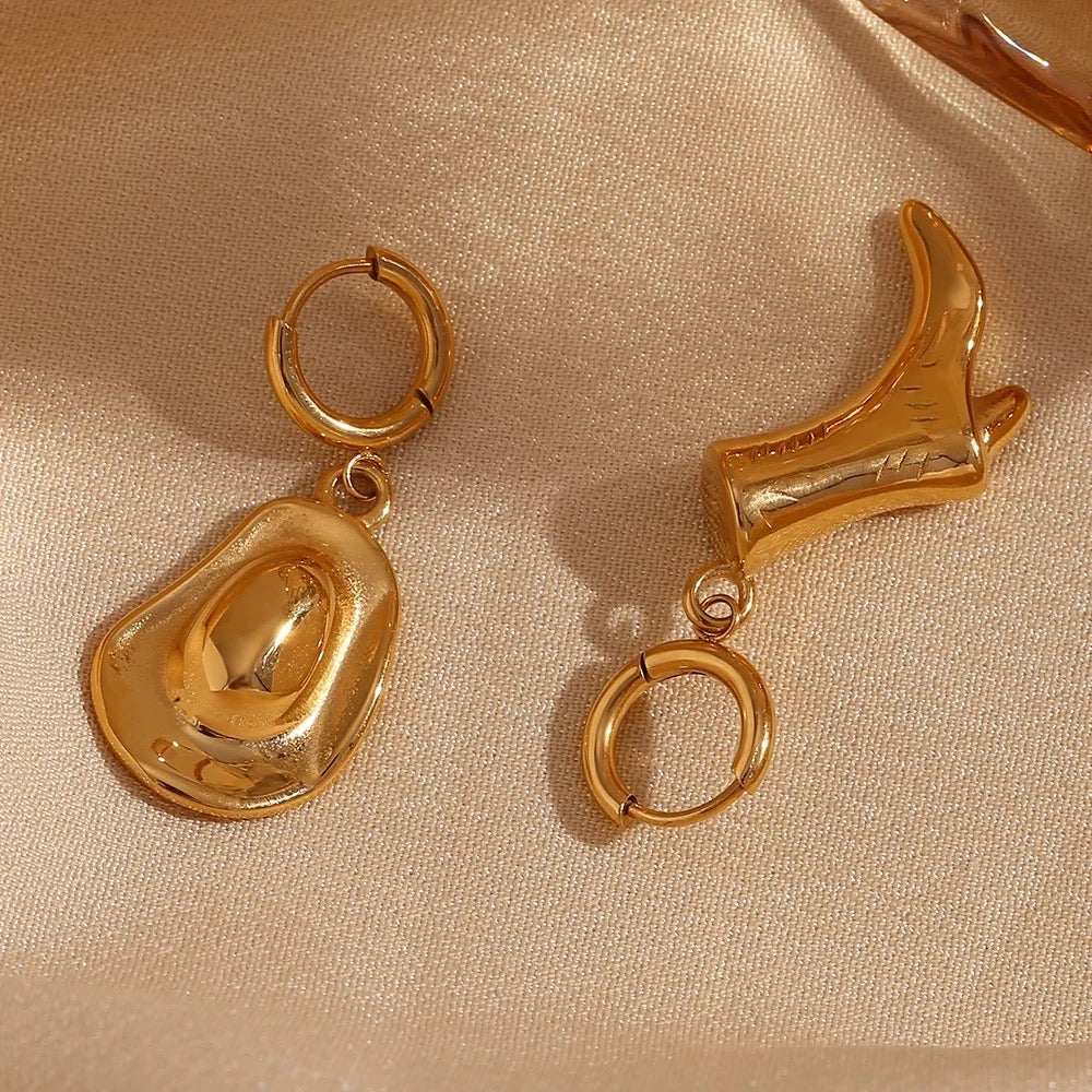 RODEO EARRING