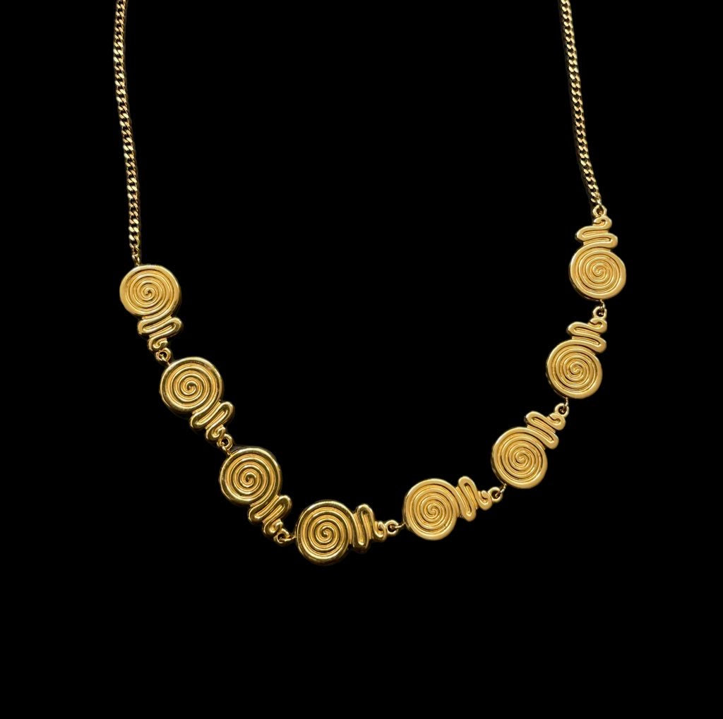 CLEO NECKLACE