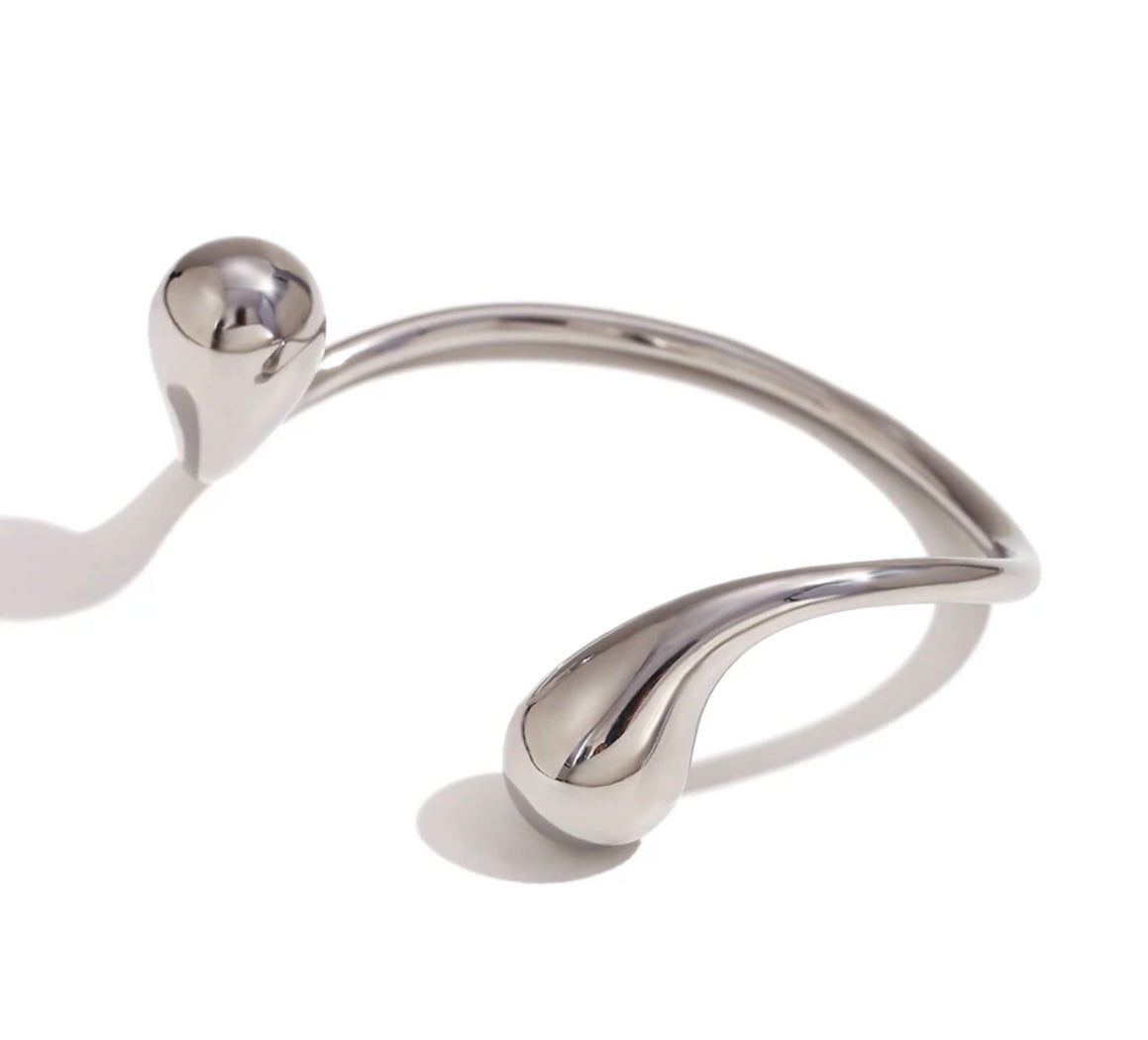 SNATCHED BRACELET