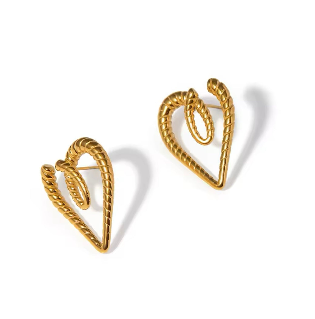 LOVERGIRL EARRING