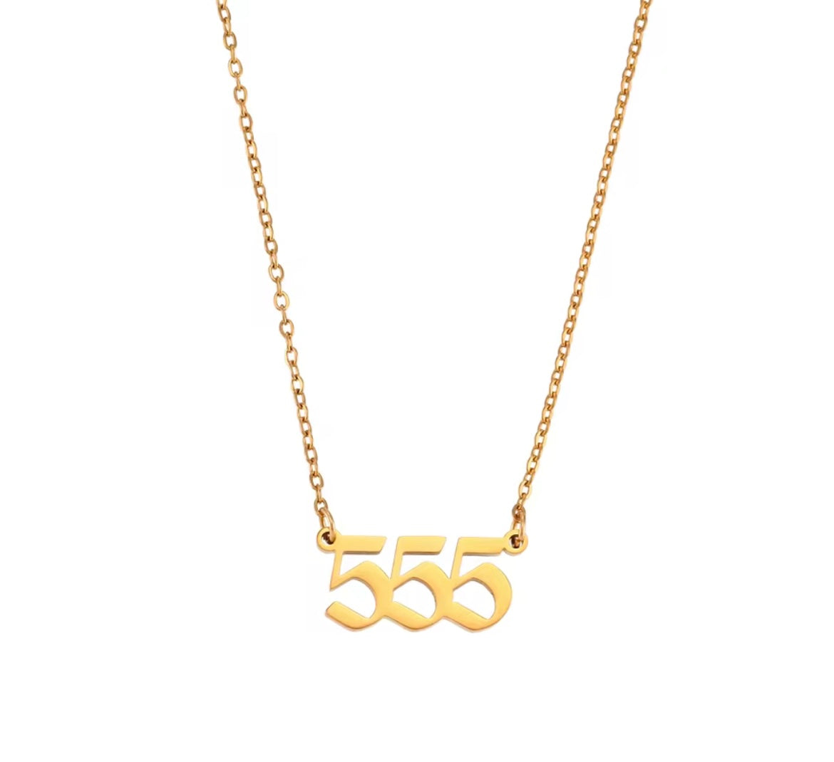 DIVINE ANGELS NECKLACE