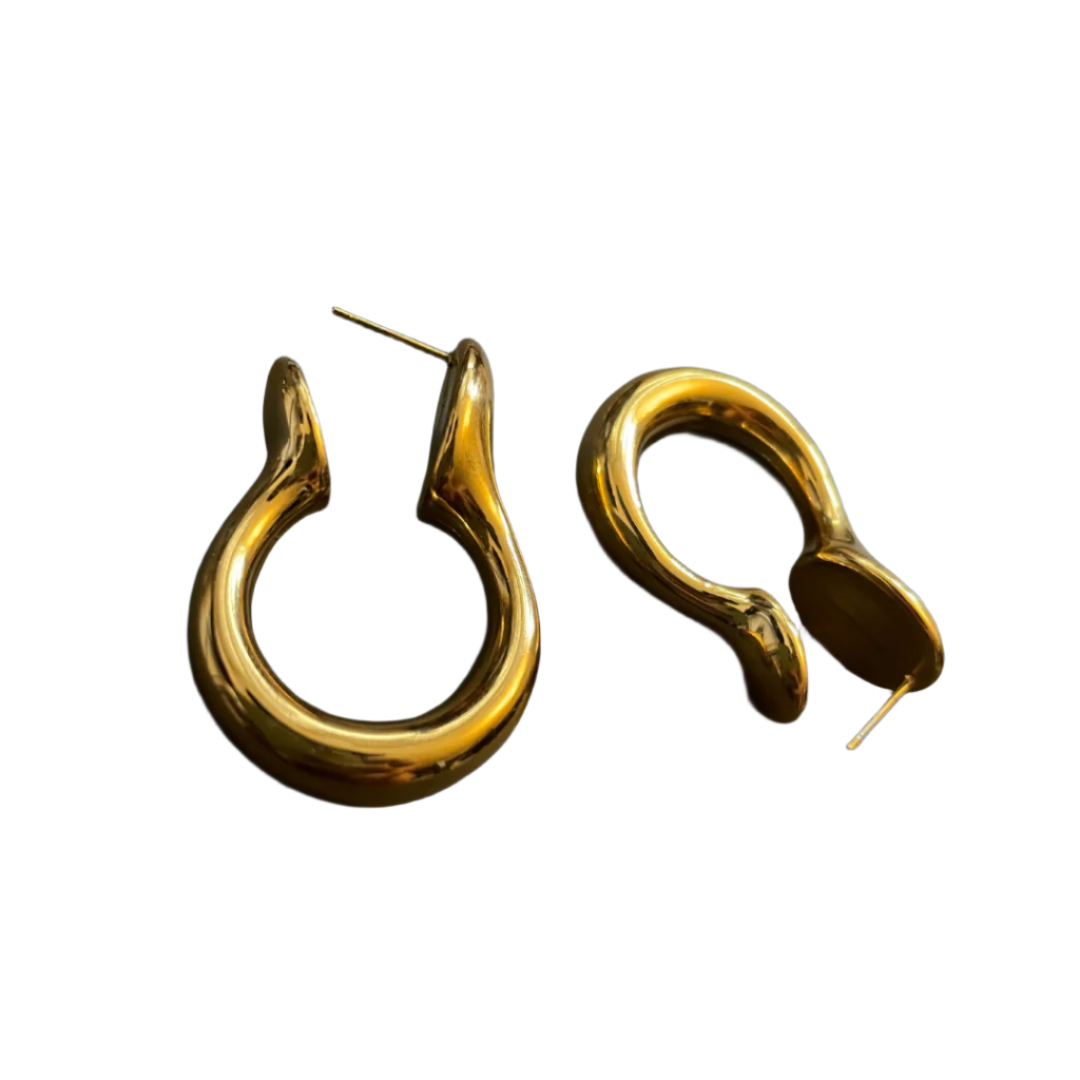 U-TURN EARRING