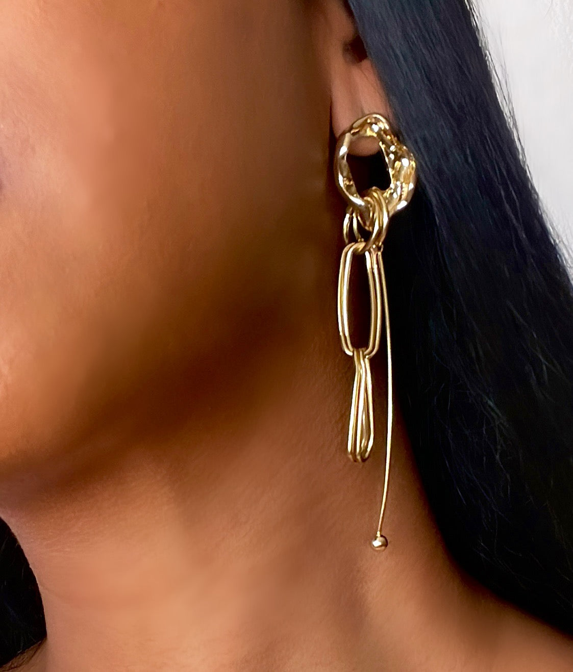 CHAIN DROP EARRING