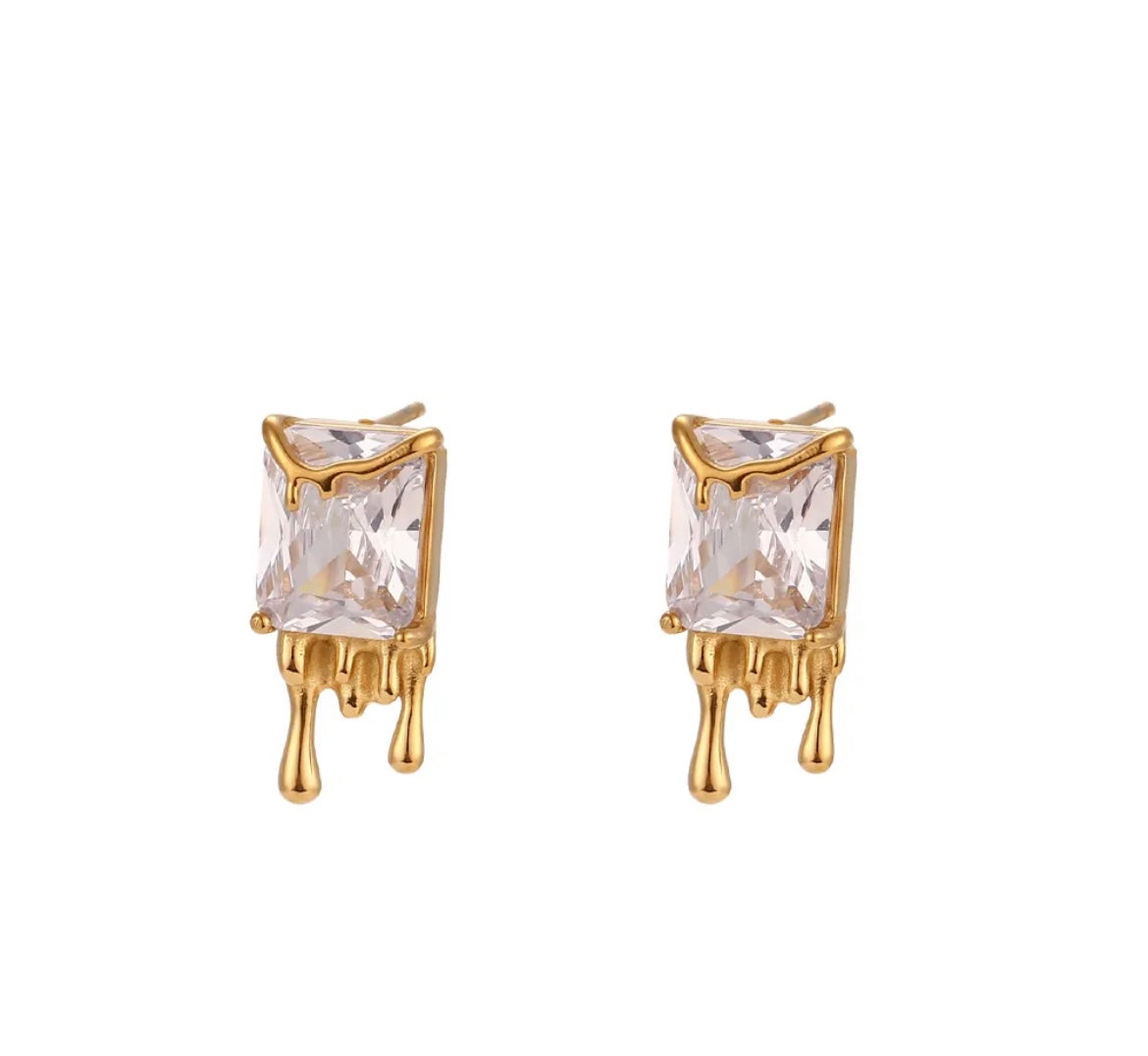 ICECREAM STUD EARRING