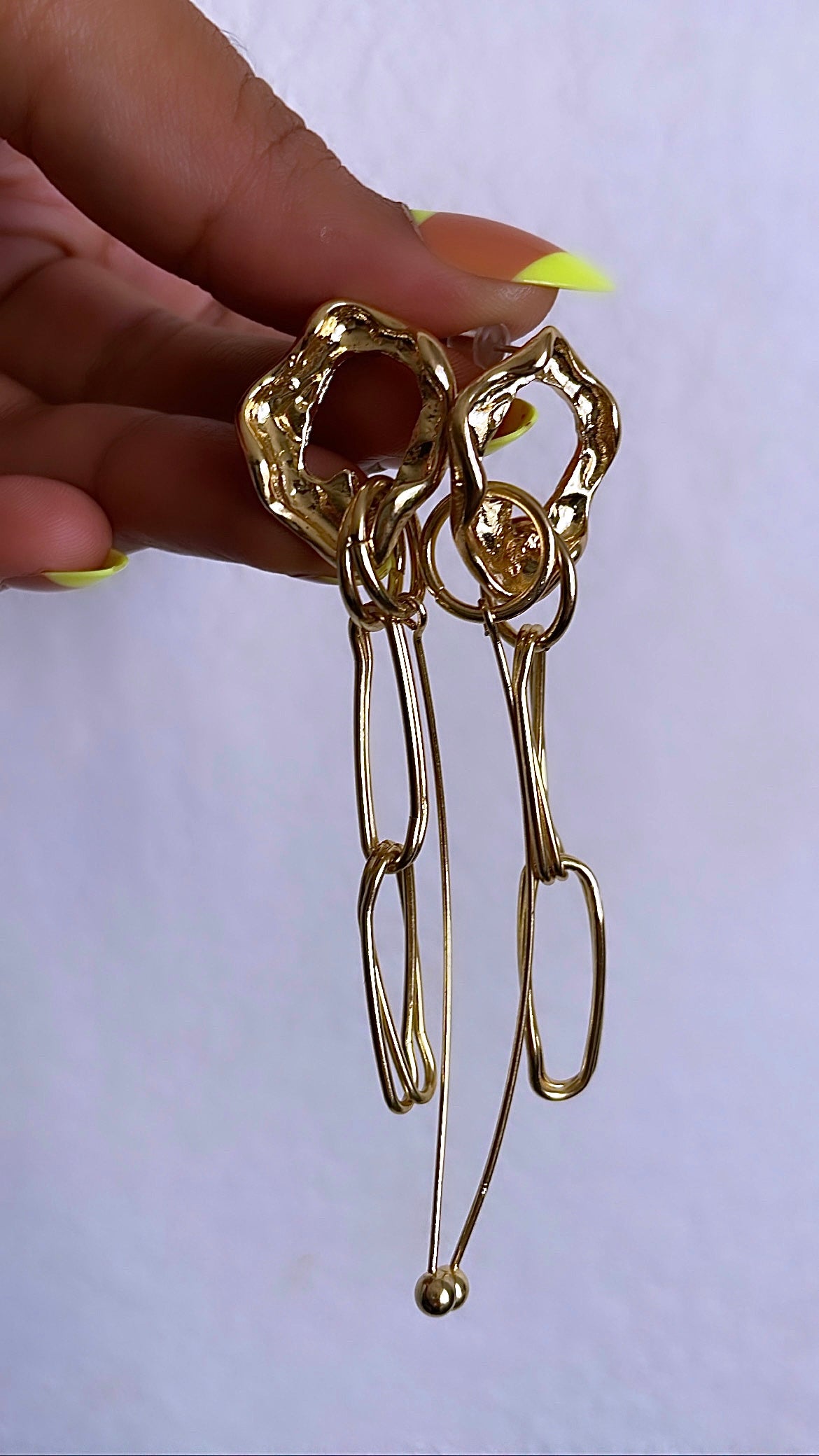 CHAIN DROP EARRING