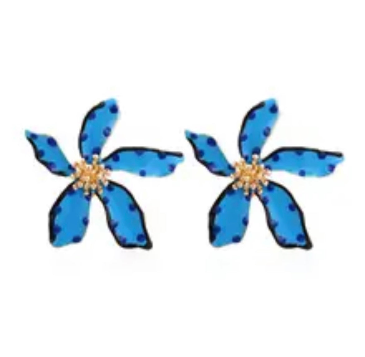 LILY EARRING
