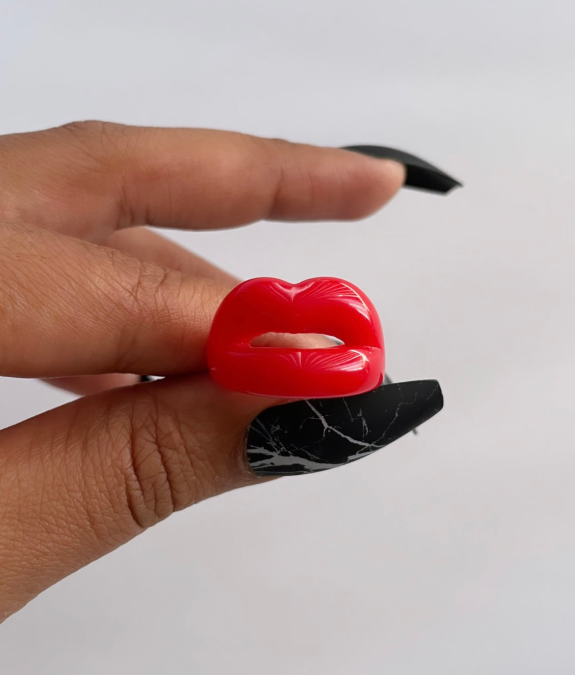 SMOOCH RING