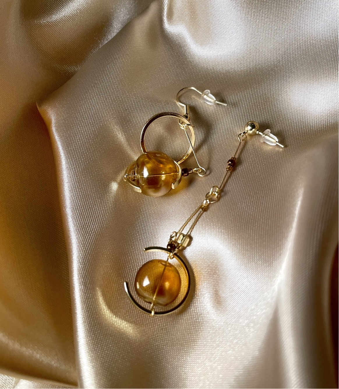 VENUS EARRING