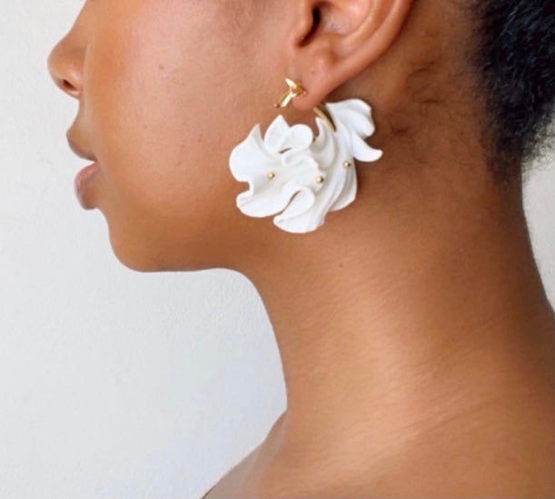 FLOURISH EARRING