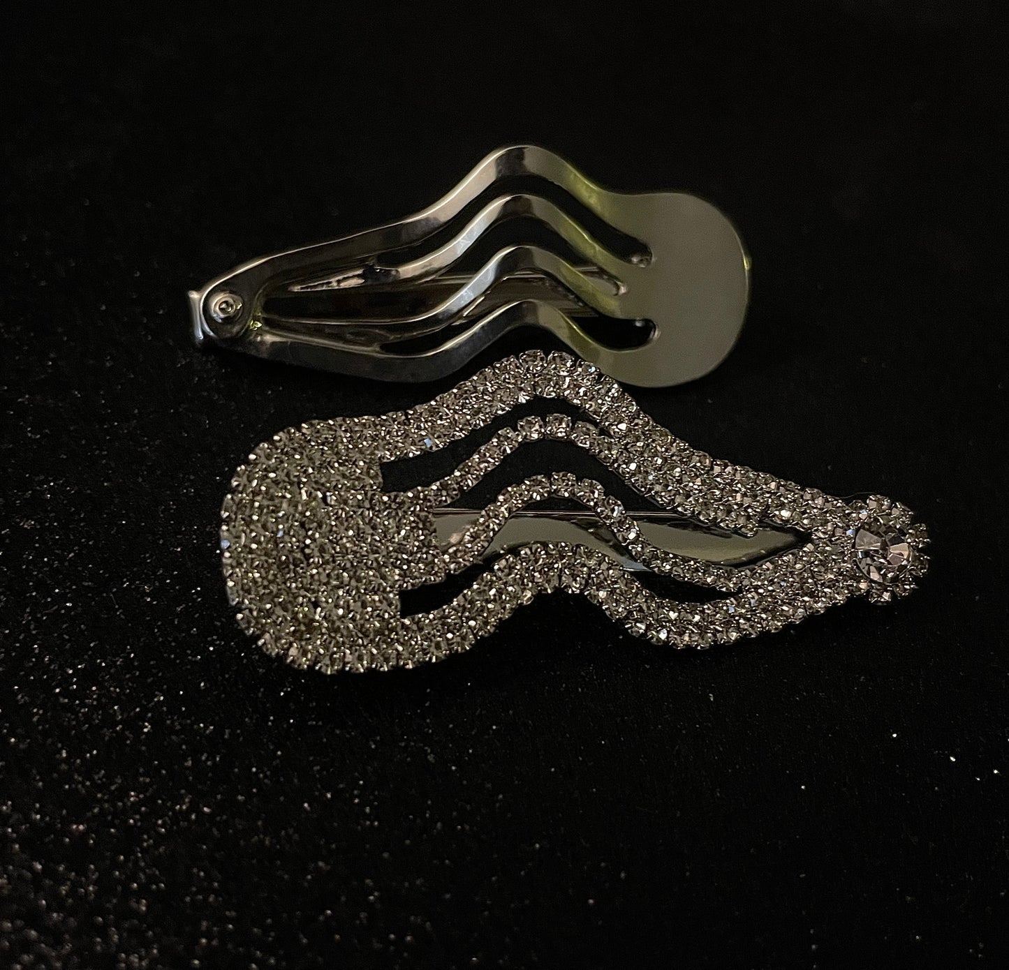 DEEP WAVES HAIR CLIP