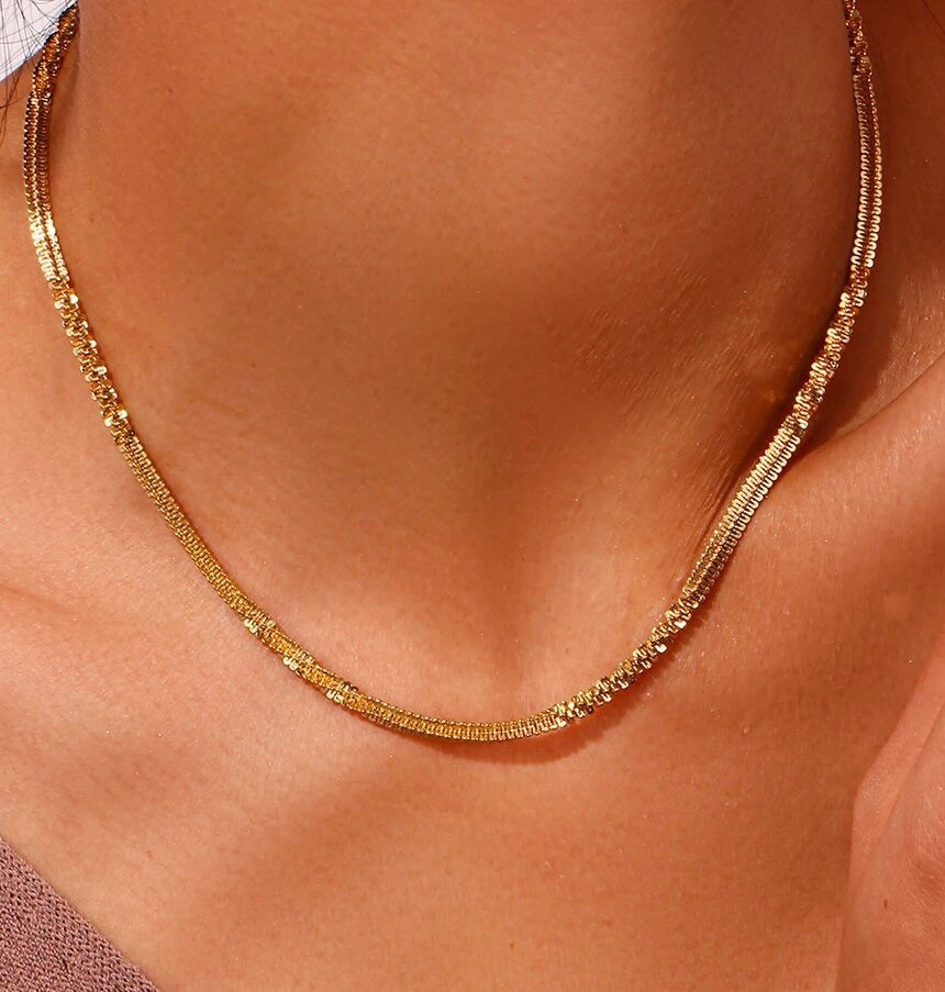 ELEKTRIK NECKLACE