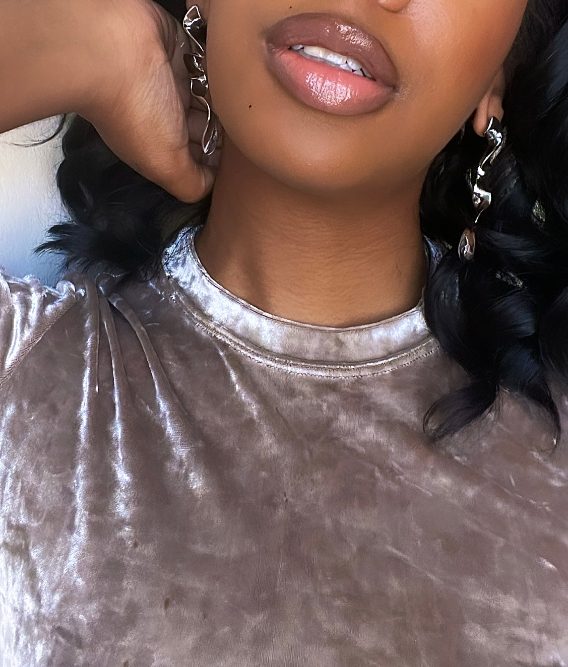 TWISTED EARRING
